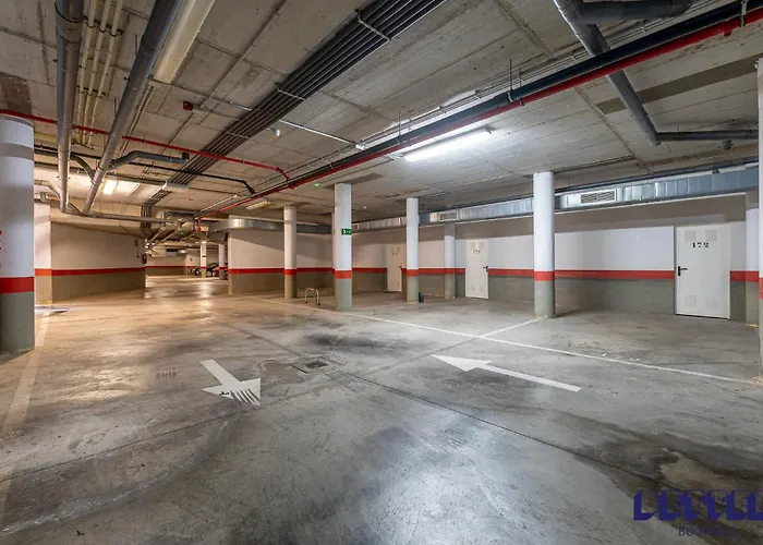 Prime Amenities In Sotosorena By Better Bookings * Эстепона